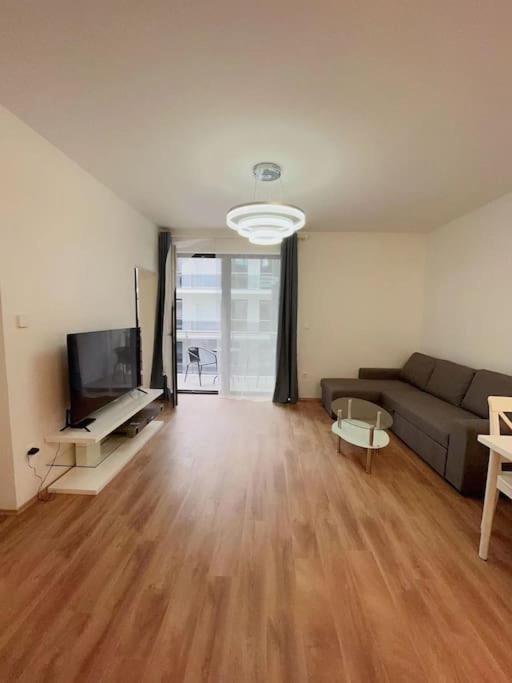 Oktogon With Balcony * Budapest